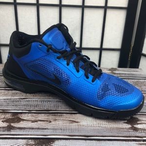 Nike TR1